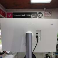 LG 27UP650-W