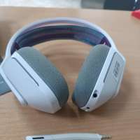 Logitech G733