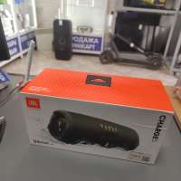JBL Charge 5