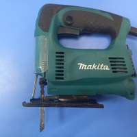 Makita 4326