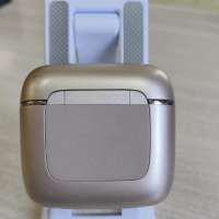 JBL Tour Pro 3