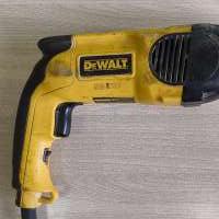 DeWALT D25123K