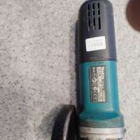 Makita 9558HN
