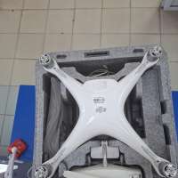 DJI Phantom 4