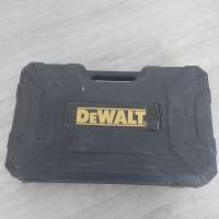 Реплика DeWALT