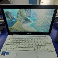 ASUS E203MA-FD009T