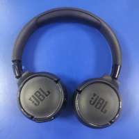 JBL Tune 520BT