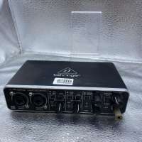 Behringer UMC204HD