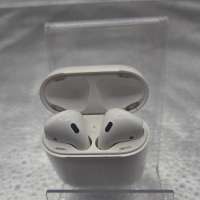 Apple AirPods