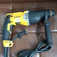 DeWALT D25143K