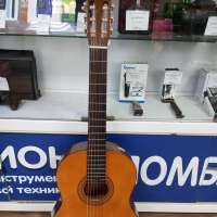 YAMAHA C40