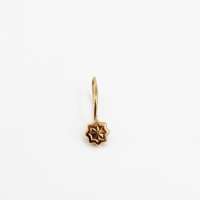 Серьга одна золото 585 0,52g, вес изделия 0.52g