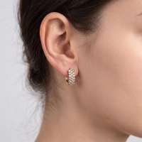 Серьга одна золото 585 0,94g, вес изделия 0.96g