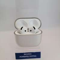 Apple AirPods 4 ANC