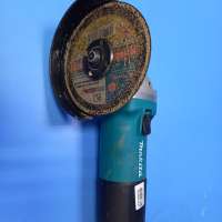 Makita 9558HNR