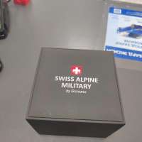 SwissAlpineMilitary 7043.9LE