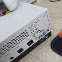 Microsoft Xbox One S 1000GB