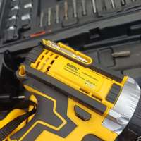 Реплика DeWALT с СЗУ
