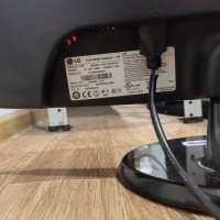 LG Flatron W2043T