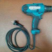 Makita DF0300