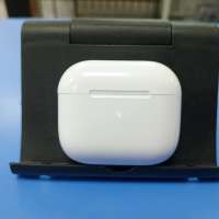 Реплика Apple AirPods 4