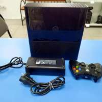 Microsoft Xbox 360 E 500GB