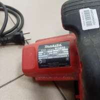 Makita M5802