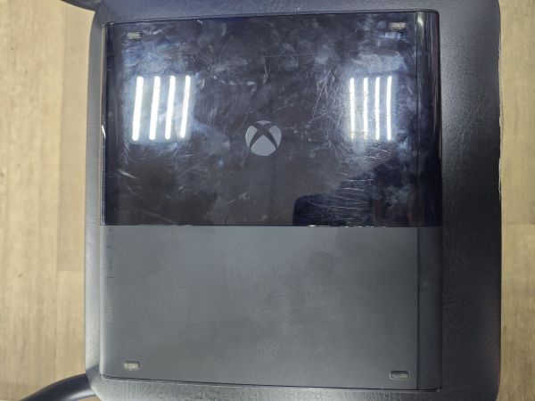 Купить Microsoft Xbox 360 E 500GB (1538) в Ангарск за 4250 руб.