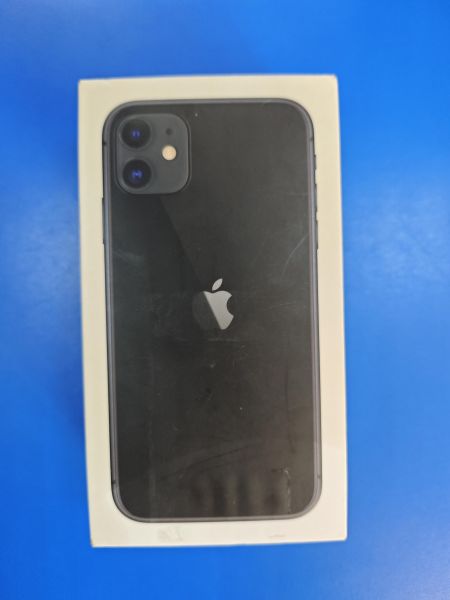 Купить Apple iPhone 11 64GB в Ангарск за 15100 руб.