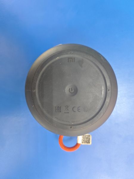 Купить Xiaomi Mi Portable Bluetooth Speaker (XMYX04WM) в Ангарск за 800 руб.