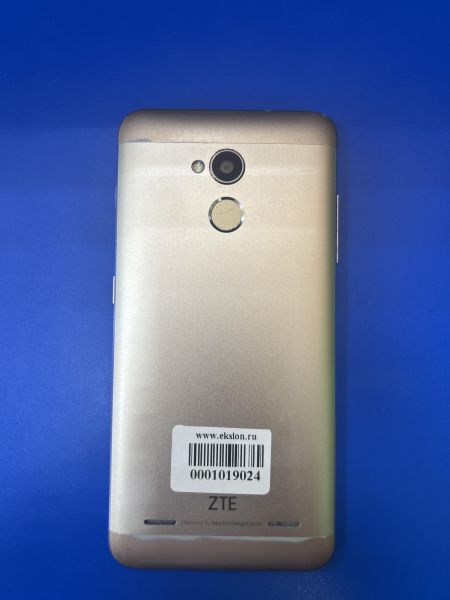 Купить ZTE Blade V7 Lite (V0720) Duos в Ангарск за 1550 руб.