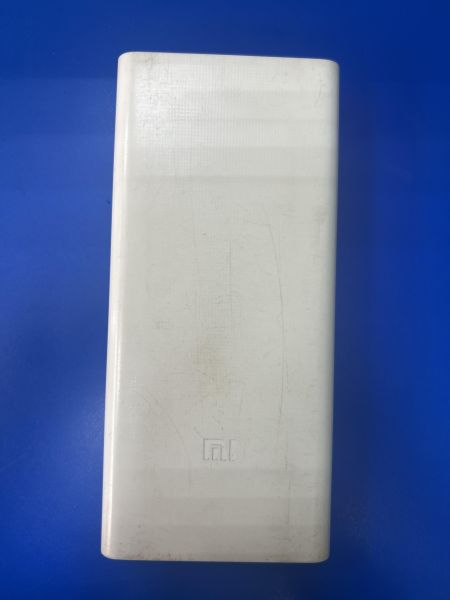 Купить Xiaomi Mi Power Bank 2C 20000 (PLM06ZM) (20000 mAh) в Ангарск за 500 руб.