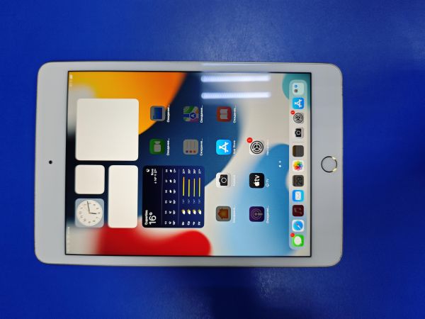 Купить Apple iPad mini 4 2015 128GB (A1538) (без SIM) в Ангарск за 9150 руб.