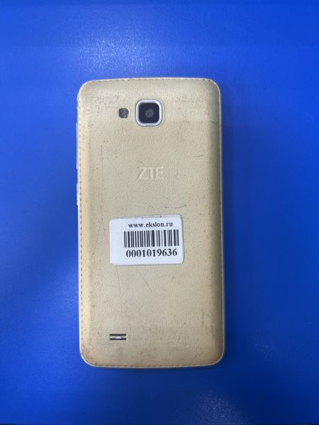 Купить ZTE Blade AF3 (T221) Duos в Ангарск за 800 руб.