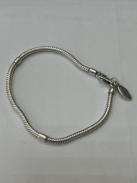 Купить Браслет серебро 925 10,90g, вес изделия 11.1g, длина 17 см в Ангарск за 900 руб.