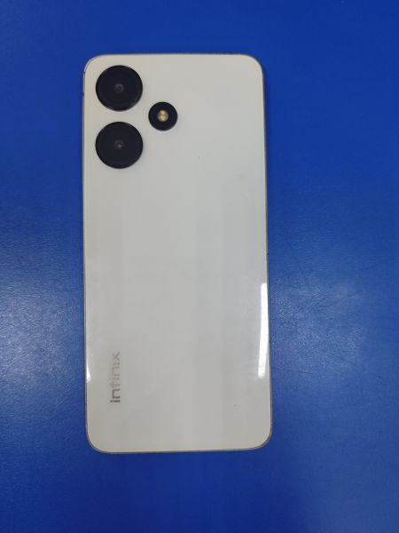 Купить Infinix Hot 30i 8/128GB (X669D) Duos в Ангарск за 4600 руб.