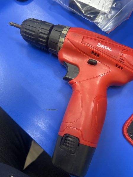 Купить Zirtal CF-1202 с СЗУ в Ангарск за 800 руб.