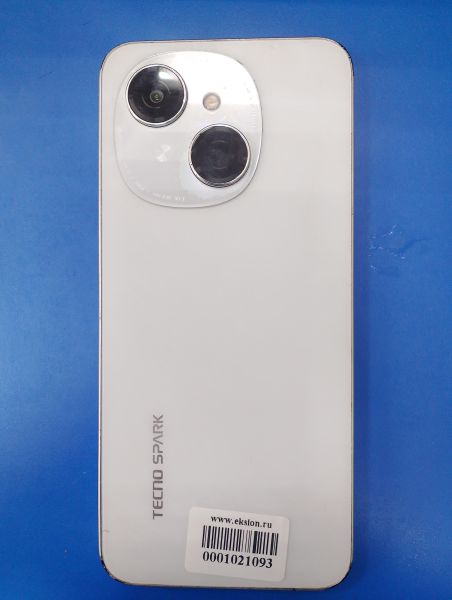 Купить TECNO Spark Go 1 3/64GB (KL4) Duos в Ангарск за 3700 руб.