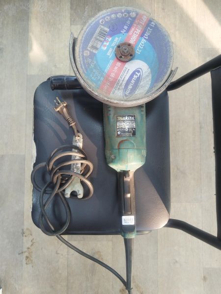 Купить Makita GA9020S в Ангарск за 3100 руб.