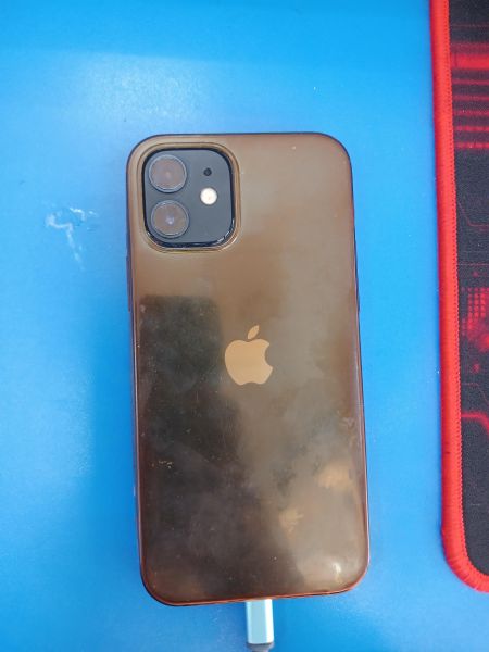 Купить Apple iPhone 12 128GB в Ангарск за 15800 руб.