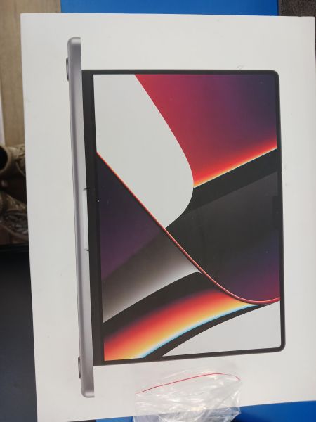 Купить Apple MacBook Pro 14 2021 M1 Pro 16/512GB (A2442) в Ангарск за 90900 руб.