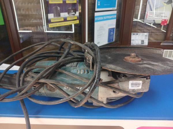 шлифмашина угловая сетевая Makita GA9020 в Ангарск