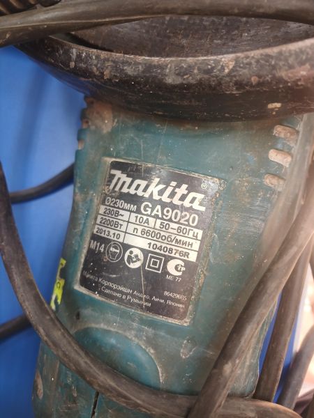 шлифмашина угловая сетевая Makita GA9020 в Ангарск