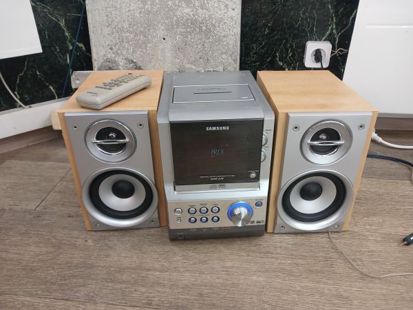 муз. центр и аудиосистема Samsung MM-ZJ8 в Ангарск