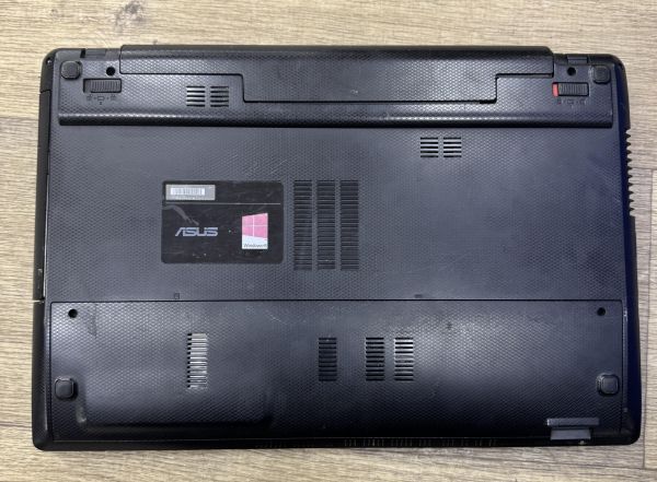 ноутбук ASUS X55U без модели (15.6/AMD C-70/HD 7290/4GB/HDD 500GB) в Ангарск