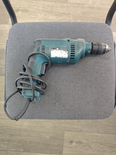 дрель и строительный миксер Makita HP1621F в Ангарск