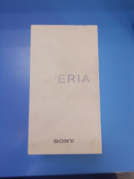 Купить Sony Xperia XZ SS Platinum (F8331) в Ангарск за 4499 руб.
