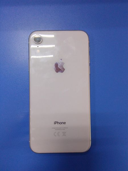 Купить Apple iPhone XR 64GB в Ангарск за 13899 руб.
