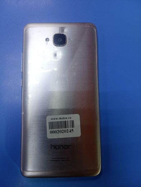 Купить Honor 5C 2/16GB (NEM-L51) Duos в Ангарск за 1649 руб.