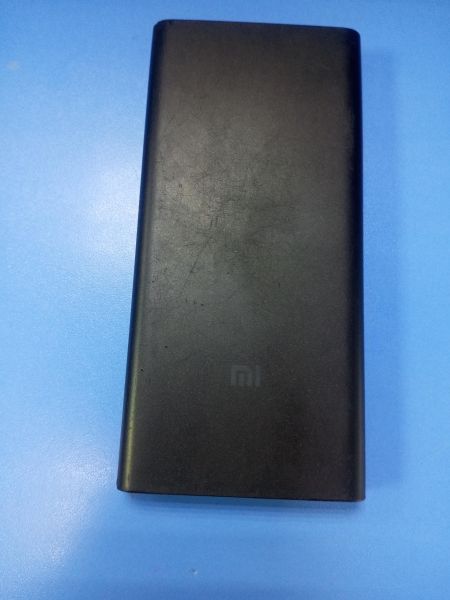 Купить Xiaomi Mi Wireless (WPB15ZM) (10000 mAh) в Ангарск за 1049 руб.